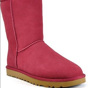Salmon classic UGG boot size 7